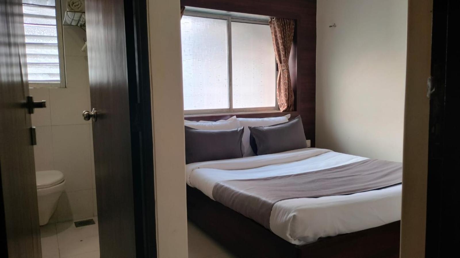 Hotel Sai Nidhi Executive-Mindspace Airoli Navi Mumbai Exterior foto