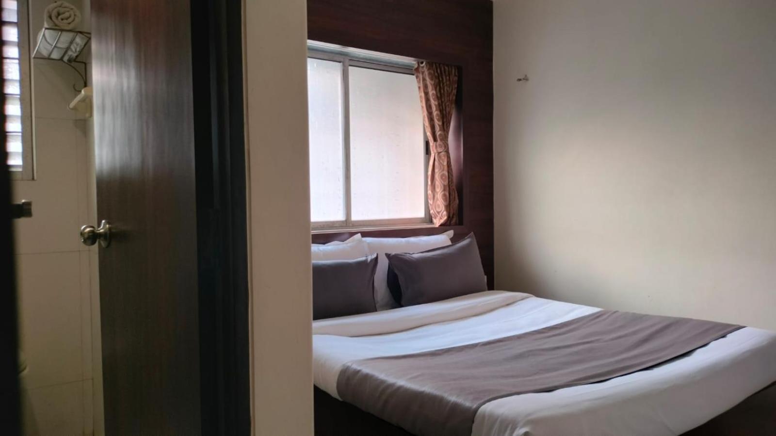 Hotel Sai Nidhi Executive-Mindspace Airoli Navi Mumbai Exterior foto