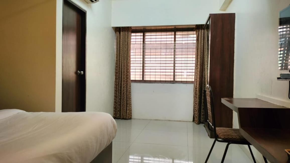 Hotel Sai Nidhi Executive-Mindspace Airoli Navi Mumbai Exterior foto